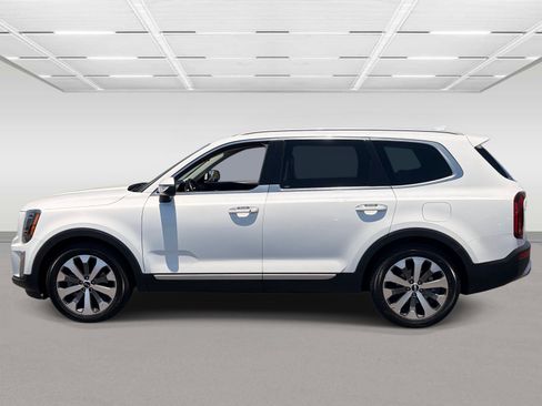 Used 2020 Kia Telluride S w/ S 8 Passenger Seating Package AWD/4WD image 2