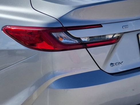 Used 2025 Toyota Camry LE FWD image 28