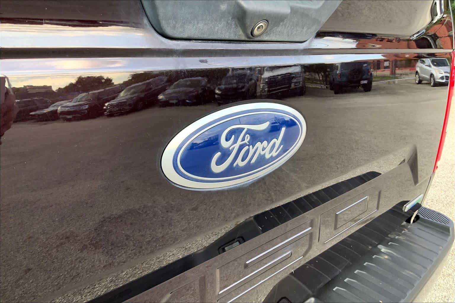 Used 2019 Ford F150 XL w/ Equipment Group 101A Mid RWD image 9