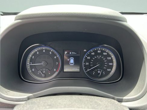 New 2026 Hyundai Kona Limited FWD image 30