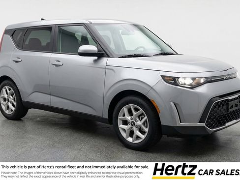 Used 2025 Kia Soul LX w/ LX Technology Package image 1