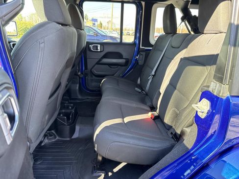 Used 2020 Jeep Wrangler Unlimited Sahara w/ Dual Top Group image 26