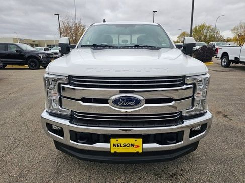 Used 2019 Ford F250 Lariat w/ Lariat Value Package image 3