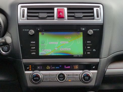 Used 2017 Subaru Outback 2.5i Limited image 30