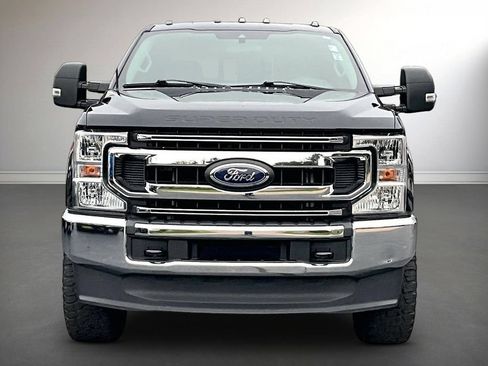 Used 2022 Ford F350 XL w/ STX Appearance Package AWD/4WD image 2