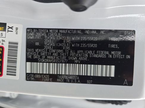 Used 2024 Toyota Highlander XSE image 37