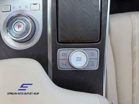 Used 2024 Genesis GV80 2.5T w/ Advanced Package image 29