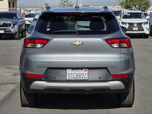 Used 2024 Chevrolet TrailBlazer LT w/ Convenience Package image 12