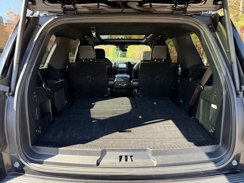 Used 2021 Ford Expedition Limited image 31