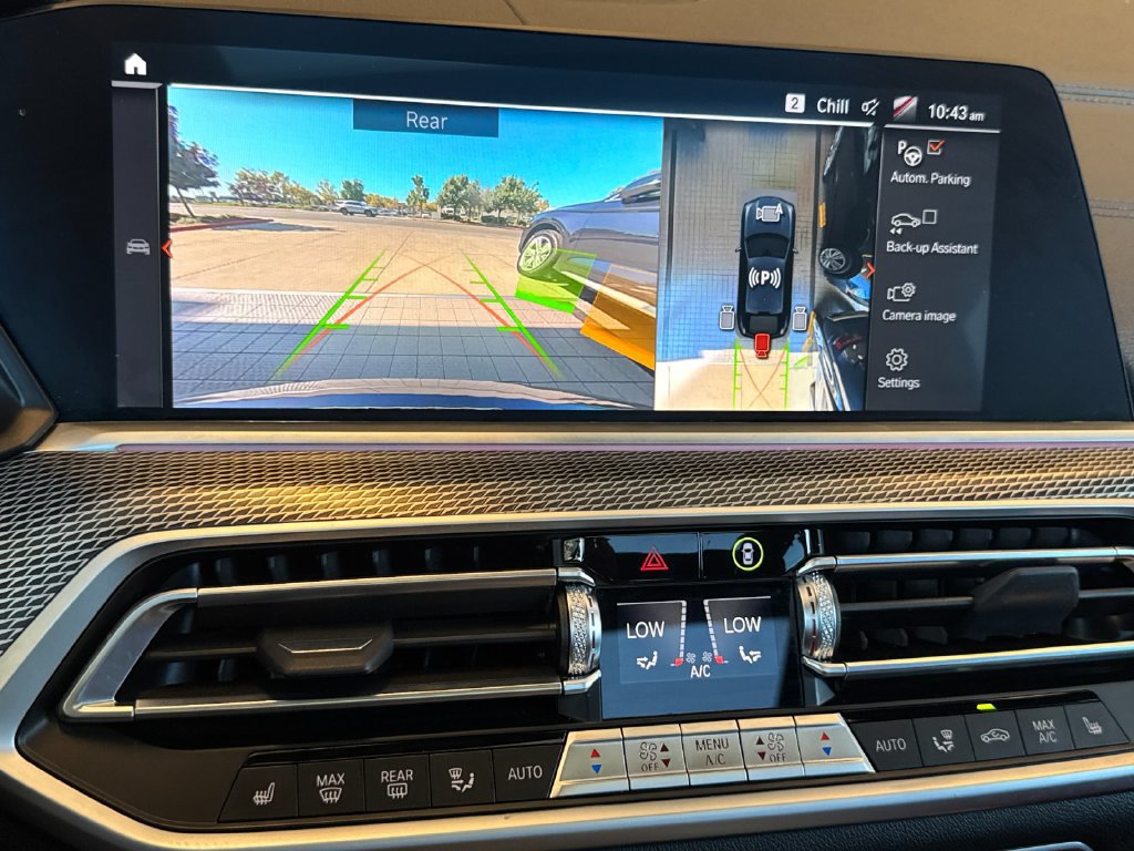 Used 2022 BMW X6 xDrive40i w/ Executive Package AWD/4WD image 25