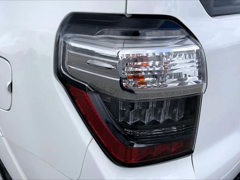 Used 2021 Toyota 4Runner SR5 image 28