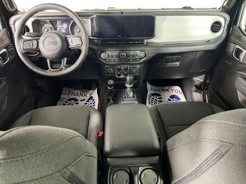 Used 2026 Jeep Wrangler Unlimited Sport AWD/4WD image 41