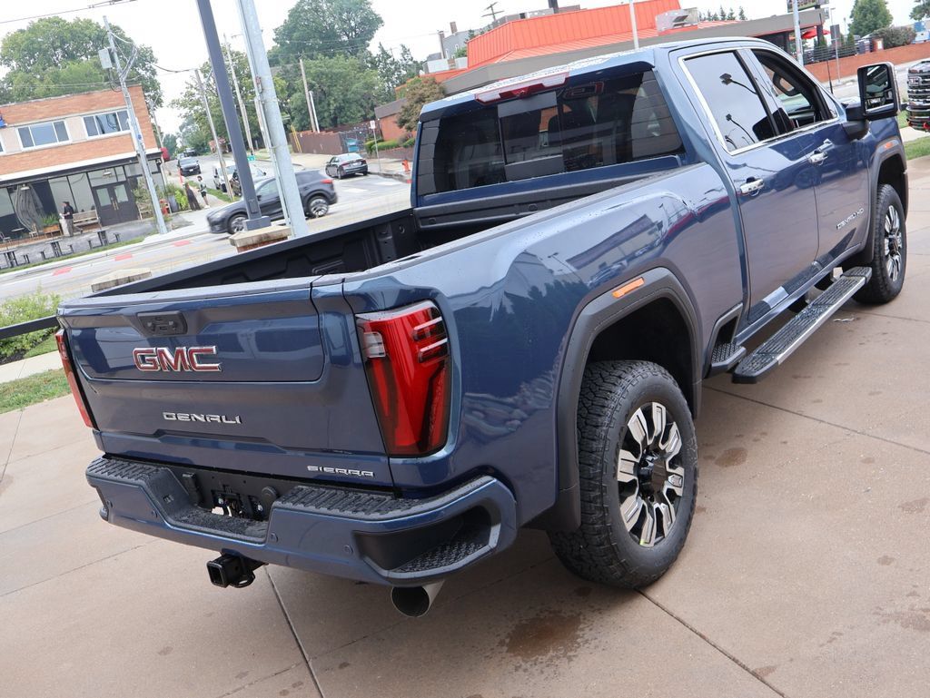 New 2026 GMC Sierra 2500 Denali w/ Denali Reserve Package AWD/4WD image 6