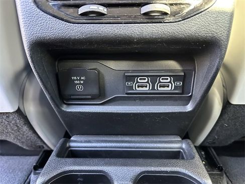 Used 2021 Jeep Grand Cherokee L Overland w/ Luxury Tech Group IV image 16