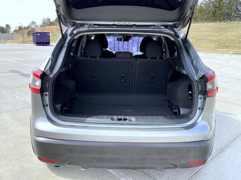 Used 2021 Nissan Rogue Sport S image 9