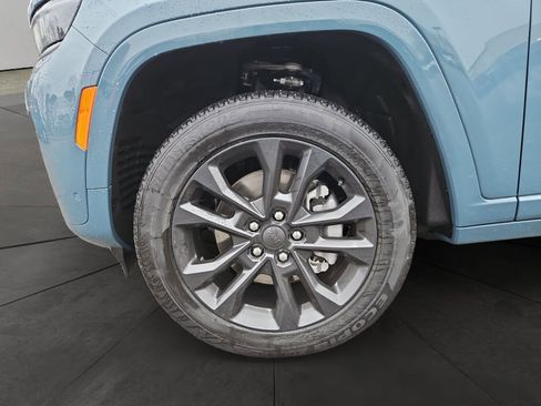 New 2026 Jeep Grand Cherokee L Limited AWD/4WD image 14