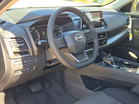 New 2026 Nissan Rogue SV w/ Cold Weather Package FWD image 10