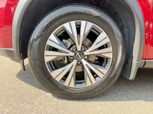 Used 2023 Nissan Rogue SV AWD/4WD image 28