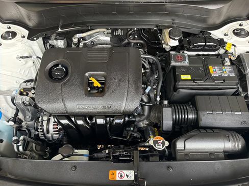 Used 2024 Kia Seltos EX FWD image 37