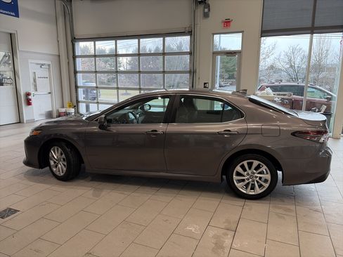 Used 2023 Toyota Camry LE image 8