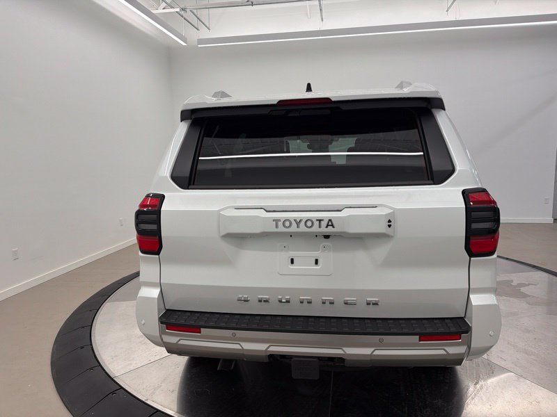 New 2026 Toyota 4Runner Limited AWD/4WD image 4