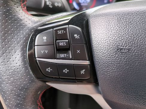 Used 2025 Ford Explorer ST-Line w/ ST-Line Street Pack AWD/4WD image 24
