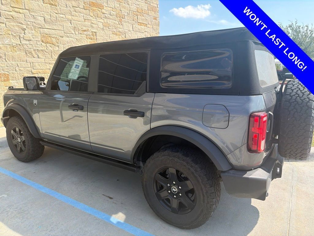 Used 2024 Ford Bronco Big Bend AWD/4WD image 2