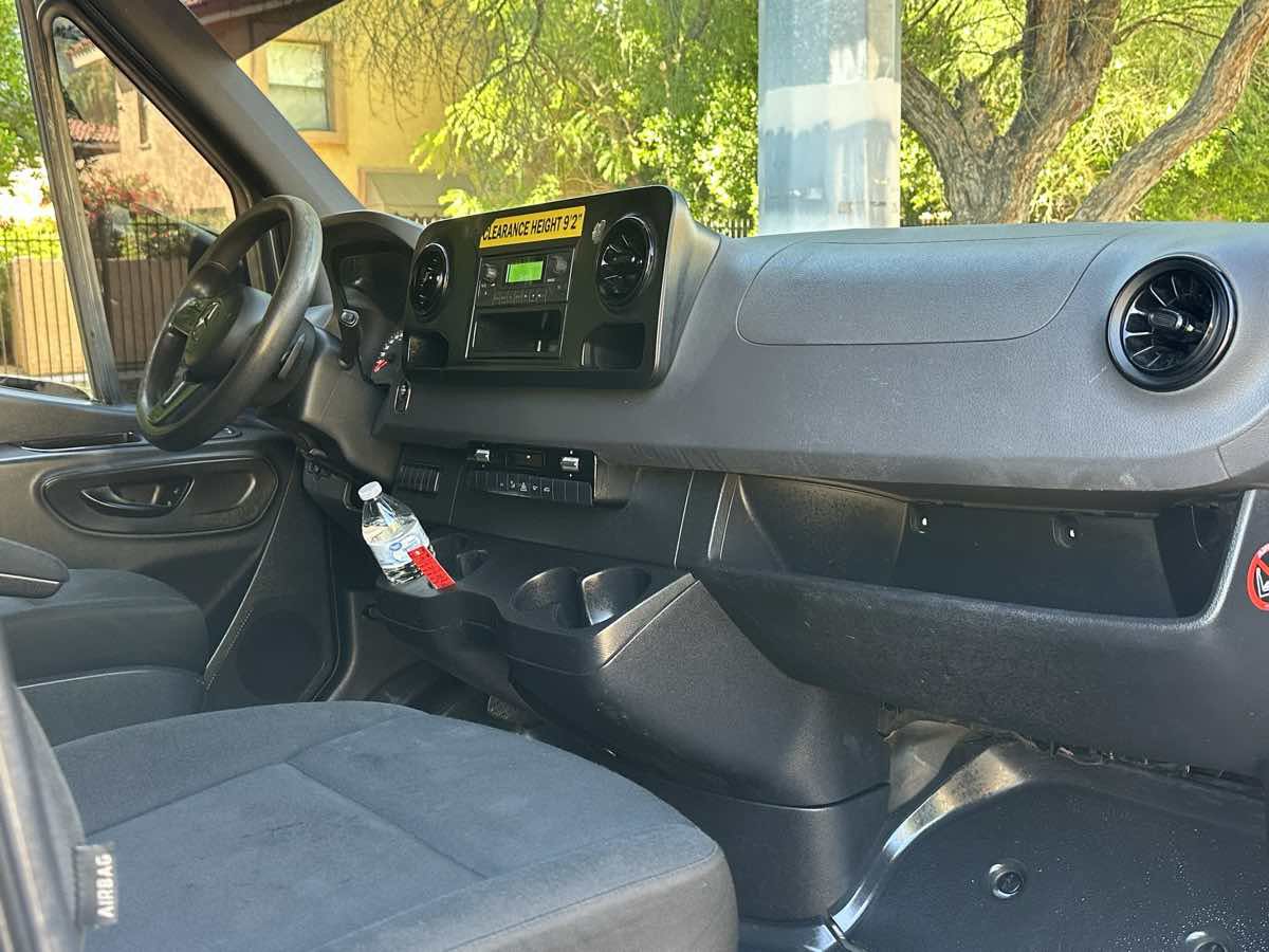 Used 2019 Mercedes-Benz Sprinter 144 image 17