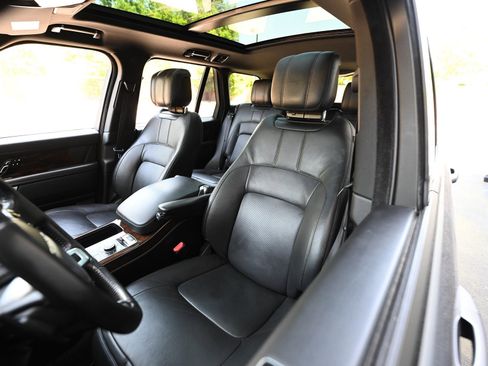 Used 2020 Land Rover Range Rover HSE AWD/4WD image 21
