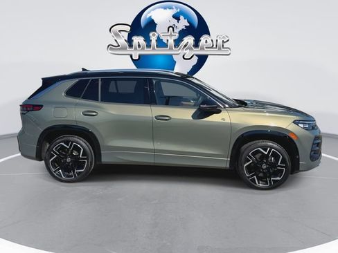 Used 2025 Volkswagen Tiguan SEL R-Line AWD/4WD image 5