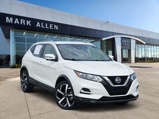 Used 2022 Nissan Rogue Sport SL video 1