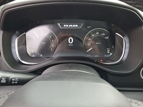 New 2026 RAM 1500 4x4 Crew Cab image 15