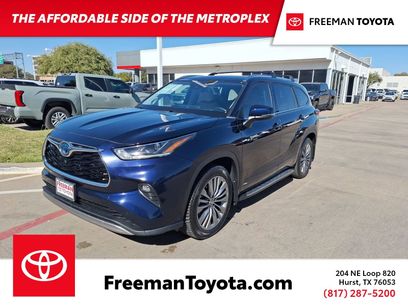 Used 2021 Toyota Highlander Platinum