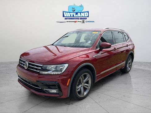 Used 2019 Volkswagen Tiguan SEL R-Line FWD image 20