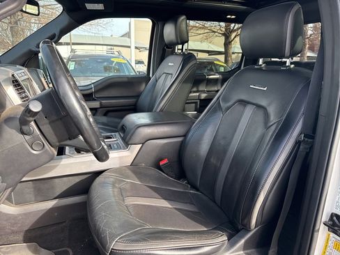 Used 2019 Ford F150 Platinum w/ Equipment Group 701A Luxury image 7