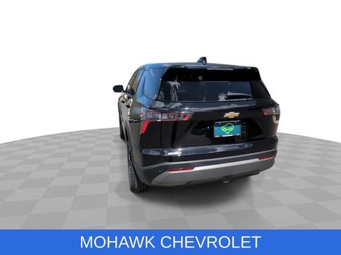 Used 2025 Chevrolet Equinox LT AWD/4WD image 8