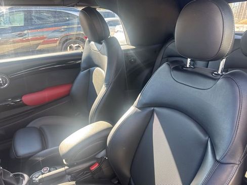 Used 2018 MINI Cooper Convertible image 13