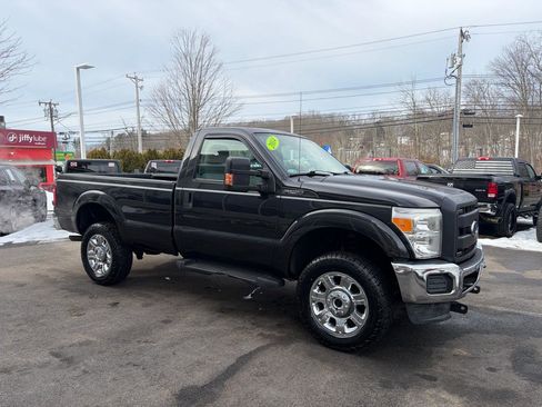 Used 2014 Ford F250 XL w/ Power Equipment Group image 5