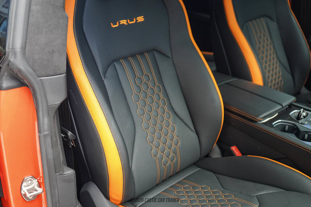 Used 2024 Lamborghini Urus S AWD/4WD image 54