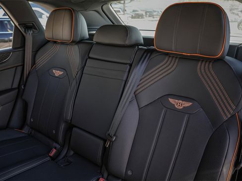 New 2025 Bentley Bentayga image 36
