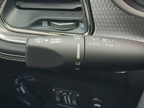 Used 2022 Dodge Challenger SRT Hellcat Redeye image 25