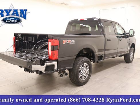 New 2026 Ford F250 Lariat w/ FX4 Off-Road Package image 6