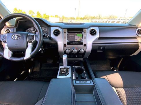 Used 2016 Toyota Tundra SR5 image 14