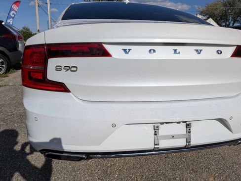 Used 2018 Volvo S90 T8 Inscription w/ Convenience Package AWD/4WD image 21