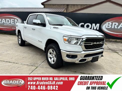 Used 2024 RAM 1500 Big Horn AWD/4WD image 1