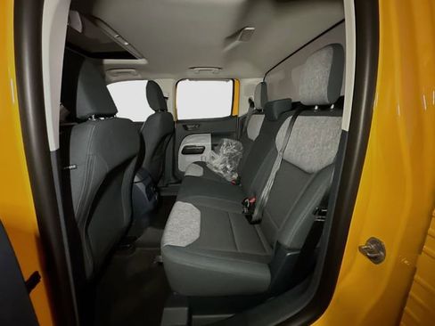 New 2026 Ford Maverick XLT w/ XLT Luxury Package image 15