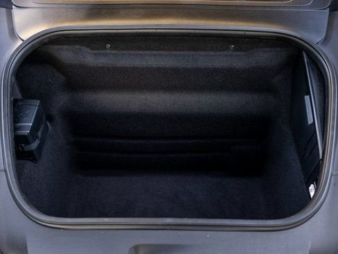 Certified 2025 Porsche 911 Carrera 4 GTS AWD/4WD image 32