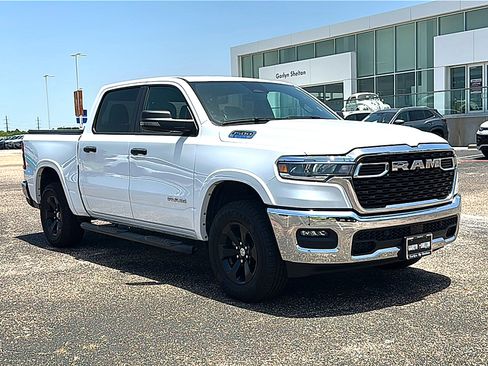 Used 2025 RAM 1500 Lone Star RWD image 10