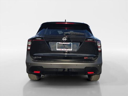 New 2026 Nissan Kicks SR w/ SR Premium Package AWD/4WD image 4