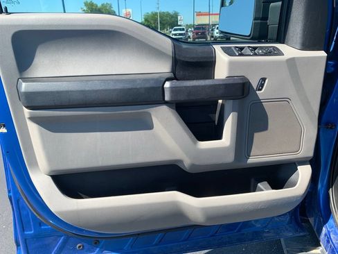 Used 2016 Ford F150 XL w/ Equipment Group 101A Mid AWD/4WD image 32